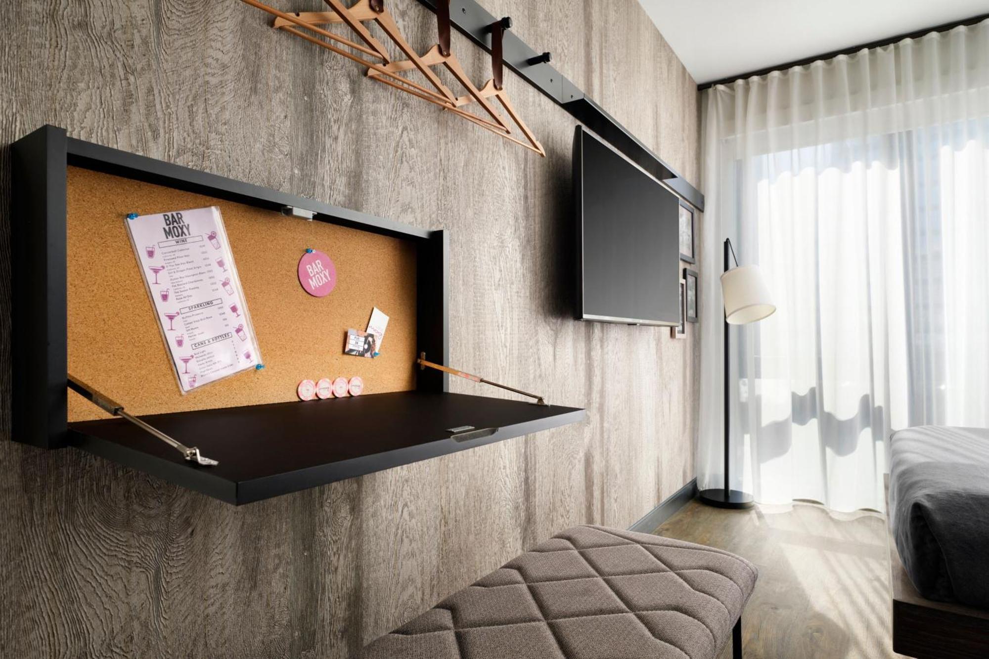 Готель Moxy Chicago Downtown Екстер'єр фото