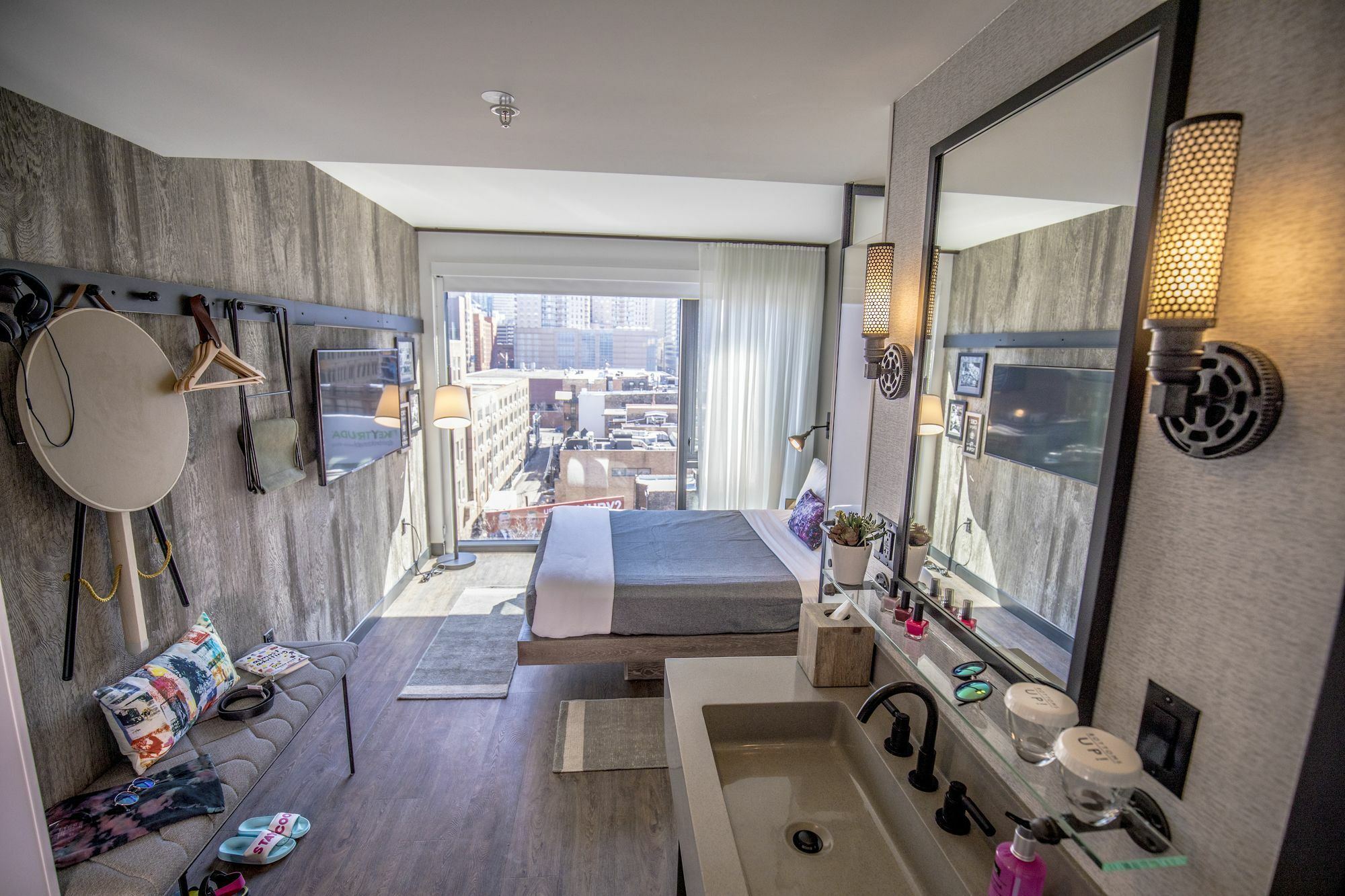 Готель Moxy Chicago Downtown Екстер'єр фото