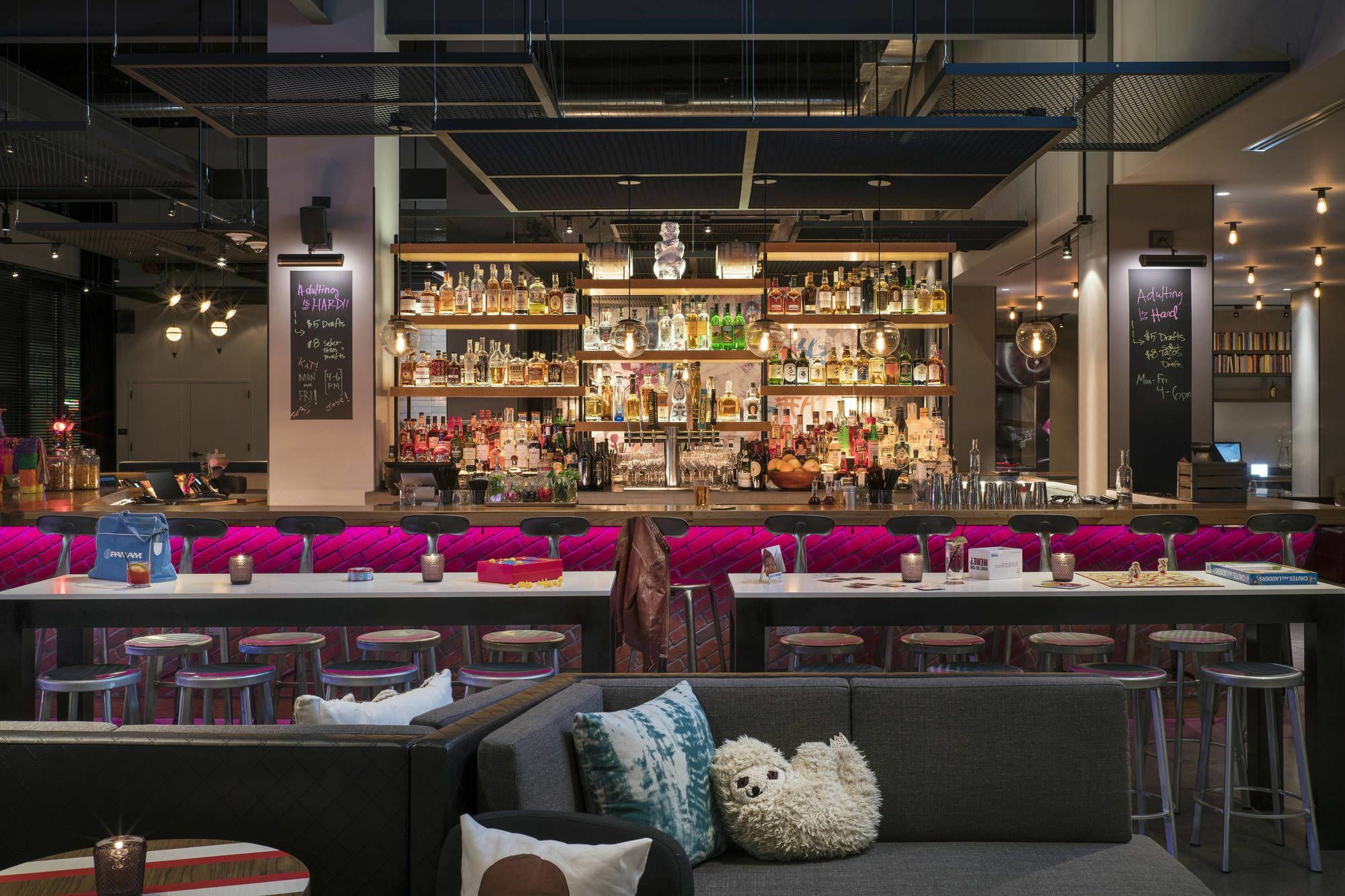 Готель Moxy Chicago Downtown Екстер'єр фото