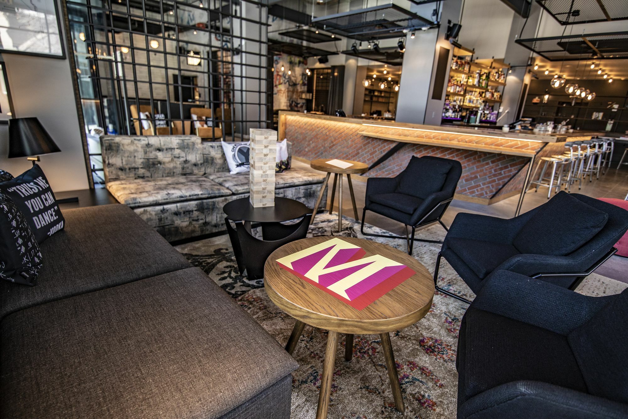 Готель Moxy Chicago Downtown Екстер'єр фото